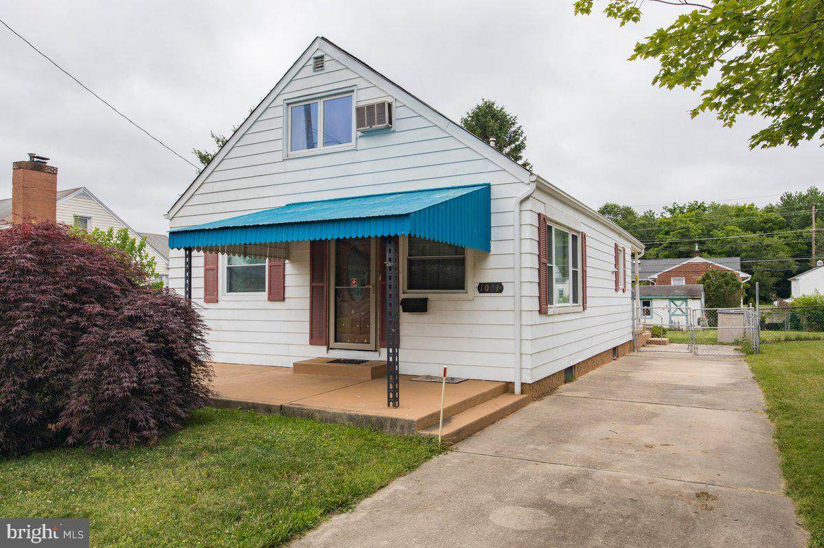 1024 Harrison Street - Photo 1