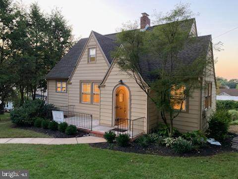 1715 Walnut Street - Photo 1