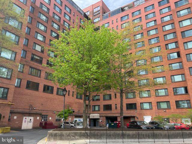 1021 Arlington Boulevard - Photo 1