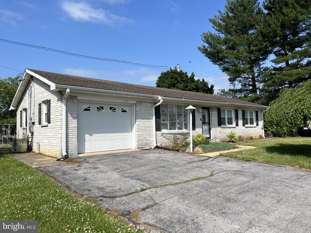 1190 Brandon Drive - Photo 1