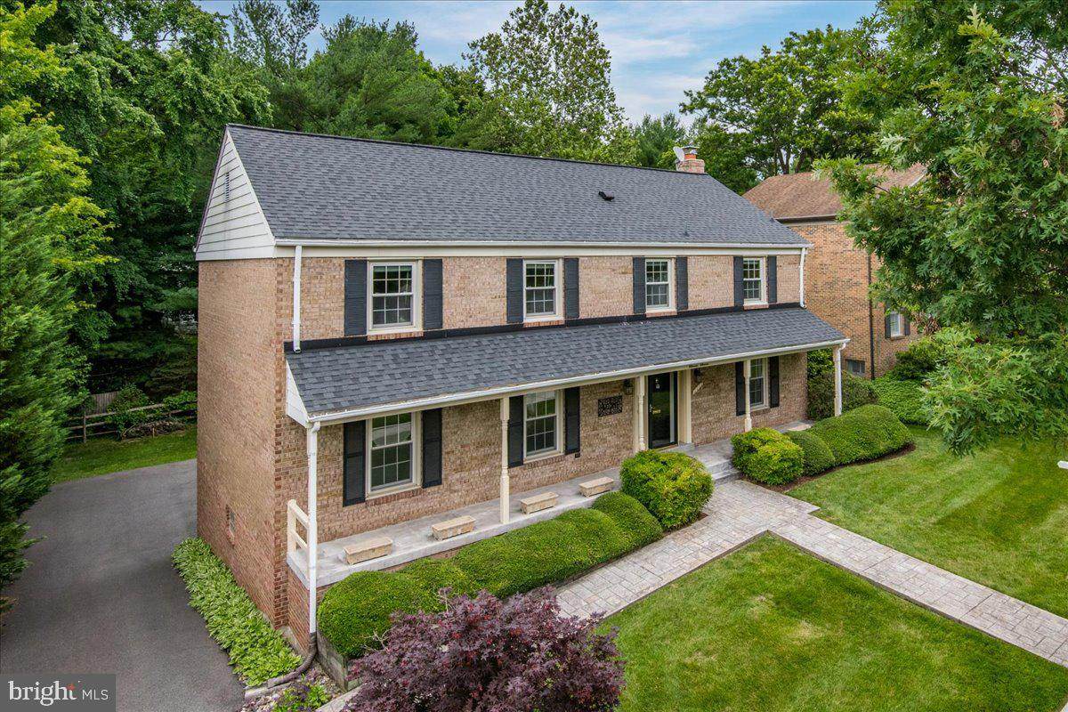1111 Fallsmead Way - Photo 1