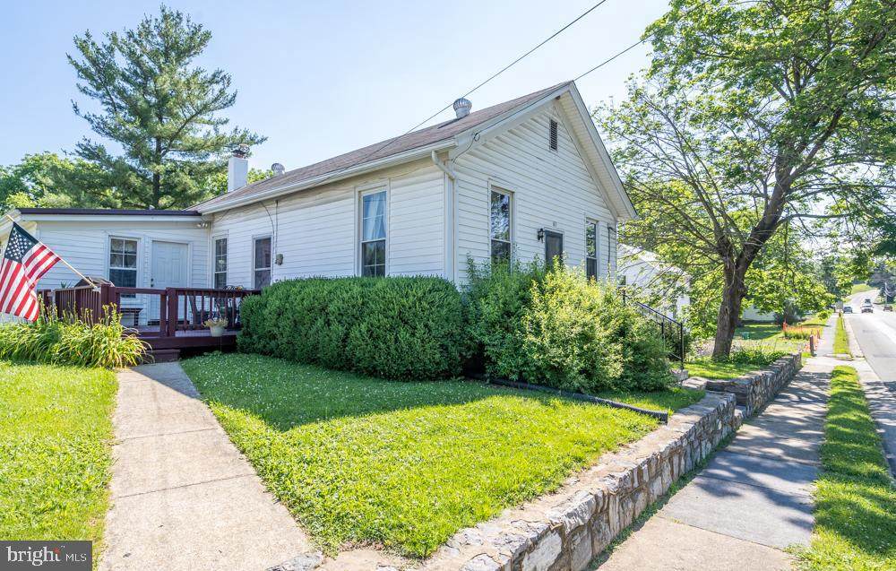 189 Lee Street - Photo 1