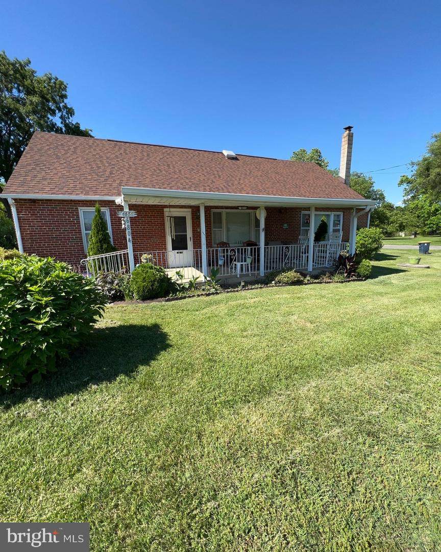 6804 Clinton Street - Photo 1