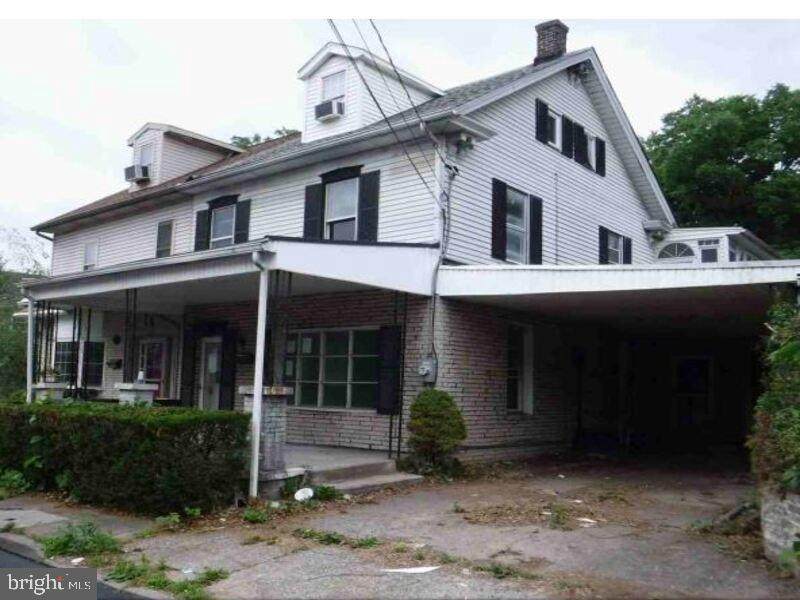155 Lincoln Street - Photo 1