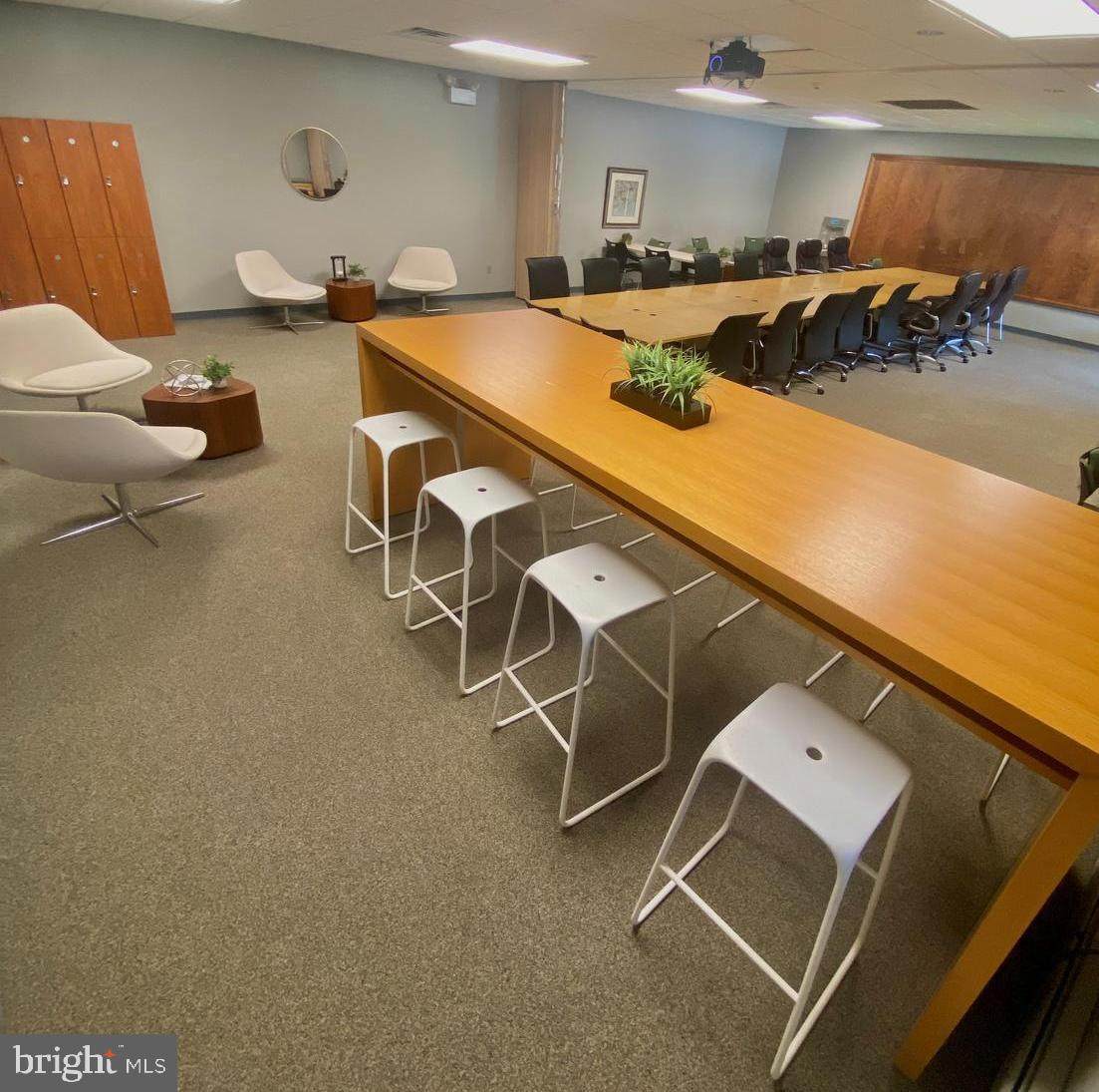 800 King Street - Photo 1