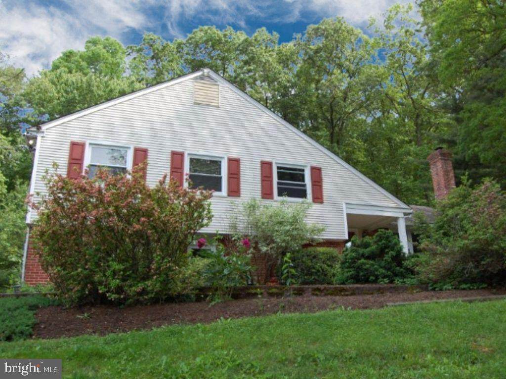 48 Gwen Lane - Photo 1