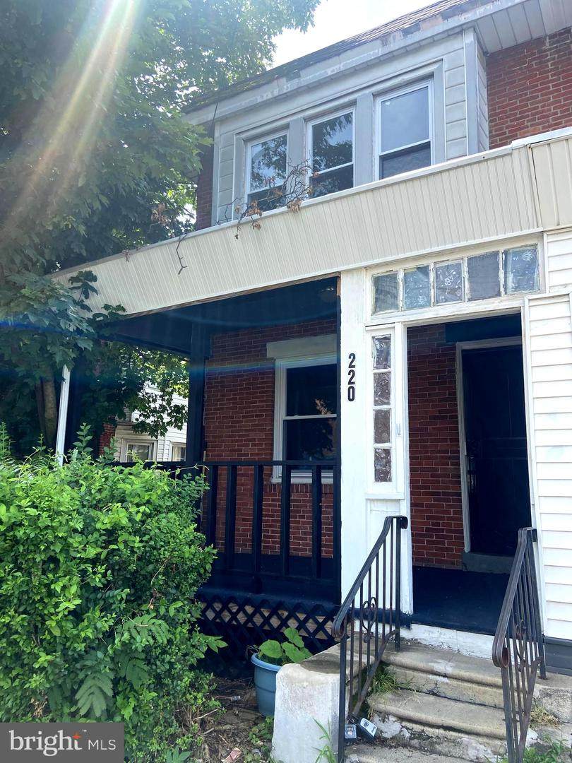 220 7TH Street - Photo 1