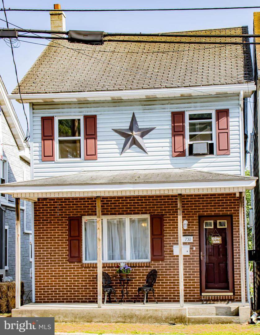 730 Grand Avenue - Photo 1