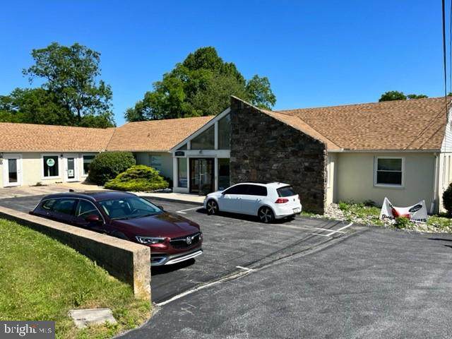1691 Horseshoe Pike - Photo 1