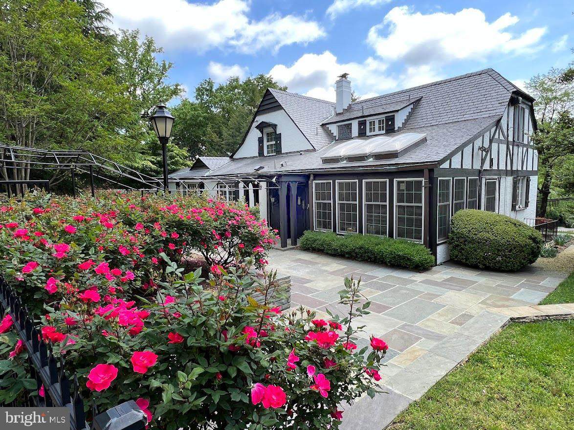 9218 Colesville Road - Photo 1