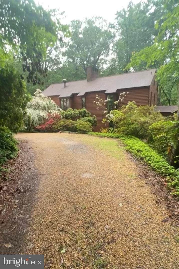 1205 Crest Lane - Photo 1