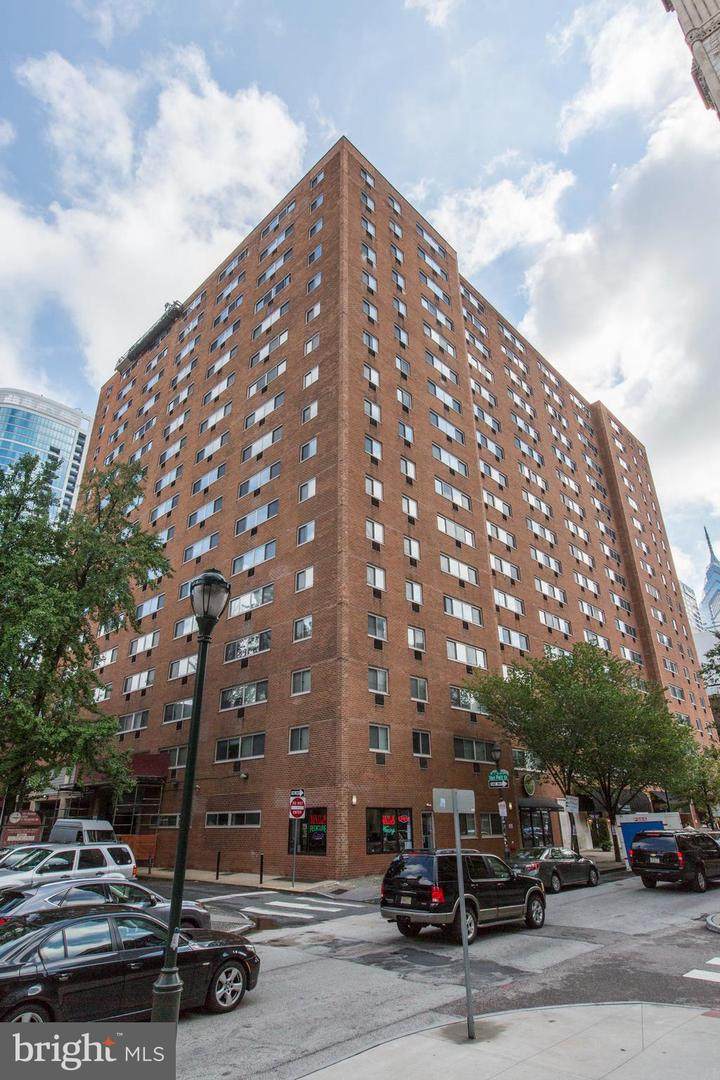 2101 Chestnut Street - Photo 1