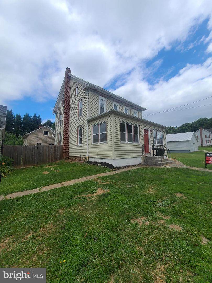 1505 Windsor Road - Photo 1