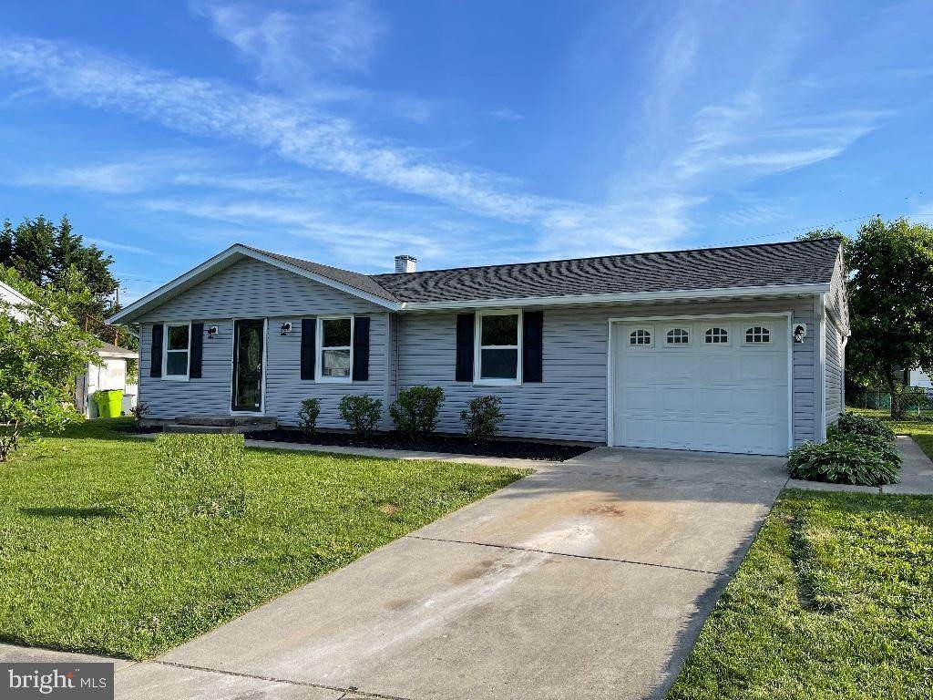 604 Aspen Lane - Photo 1