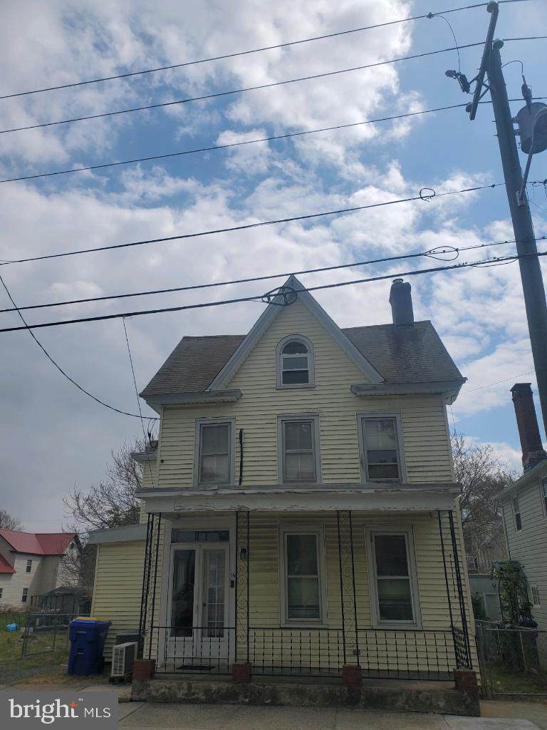 16 Front Street - Photo 1