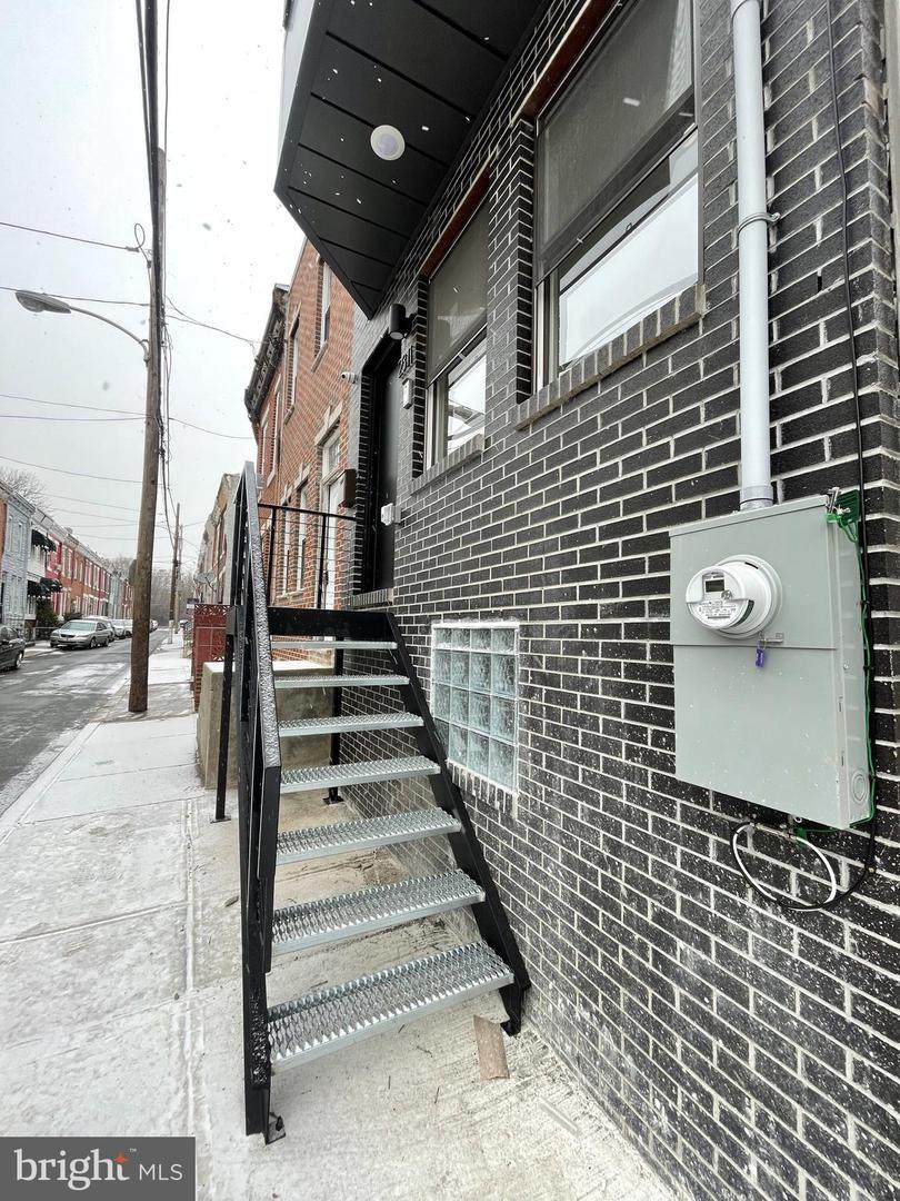 2311 Camac Street - Photo 1
