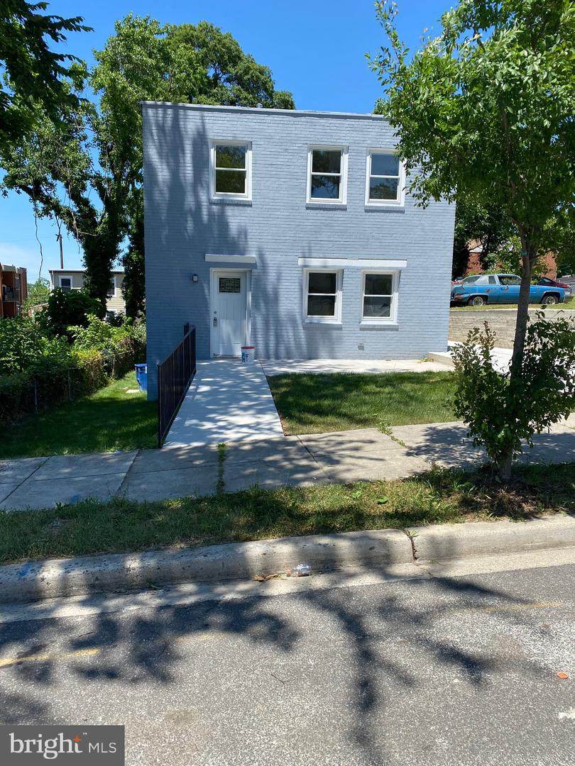 5348 Drake Place - Photo 1