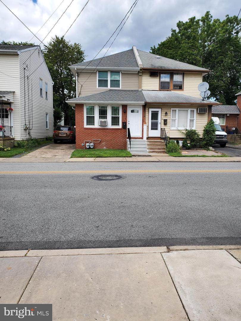 21 Montgomery Avenue - Photo 1