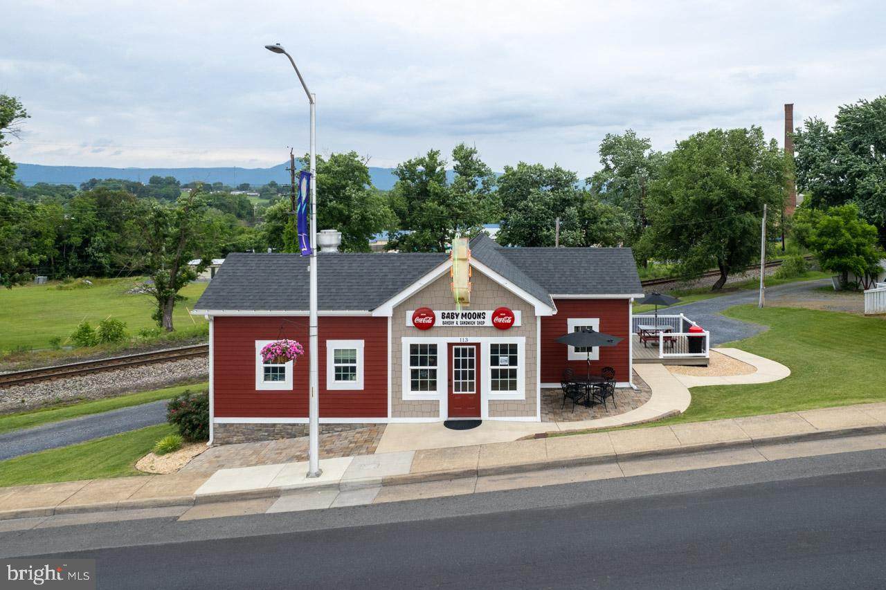 113 Main Street - Photo 1