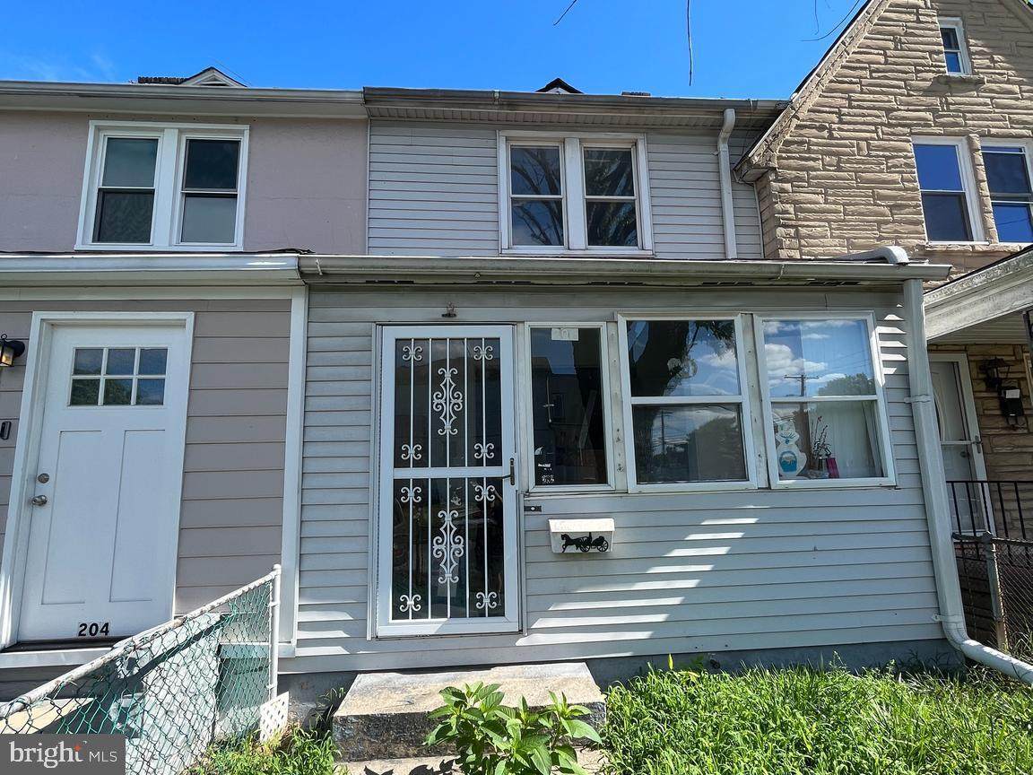 202 Saint Helena Avenue - Photo 1