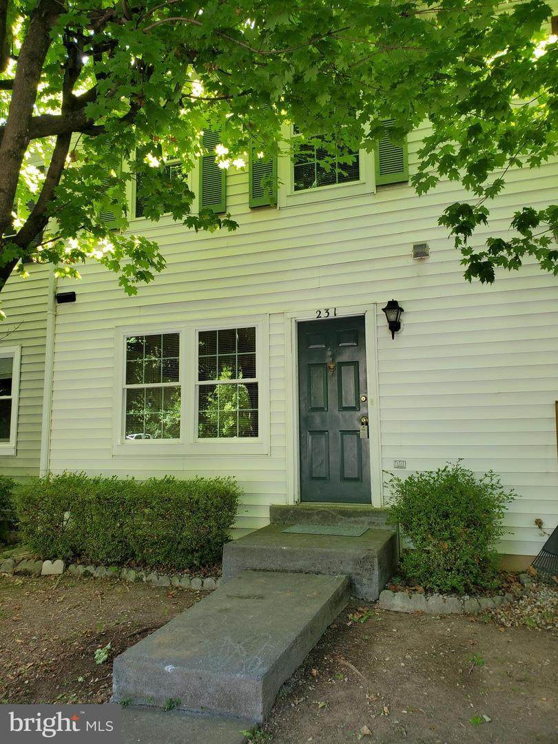 231 Kimberly Way - Photo 1