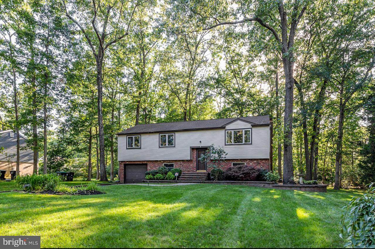 7 Woodland Drive - Photo 1