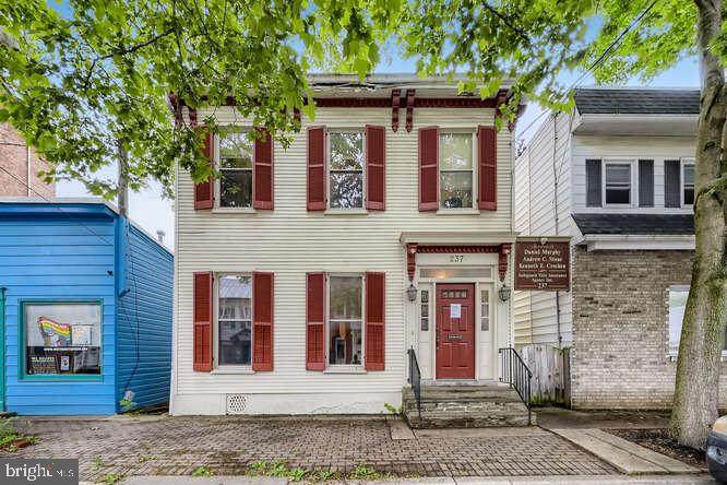 237 Main Street - Photo 1
