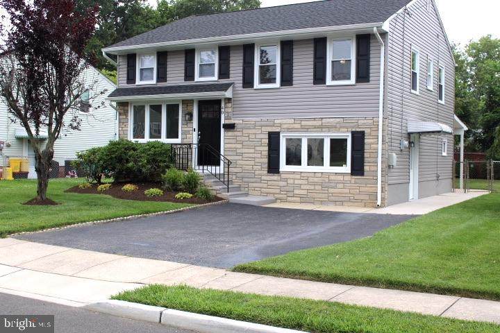 40 Magnolia - Photo 1