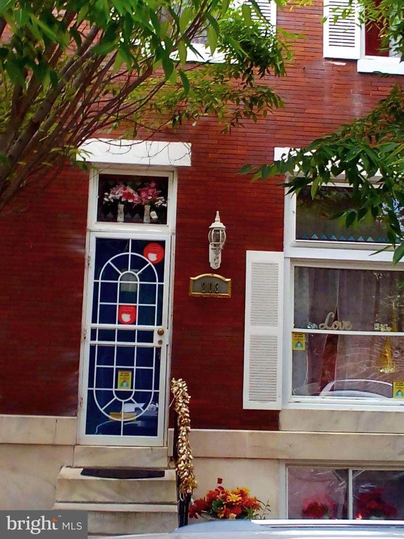 203 Kenwood Avenue - Photo 1