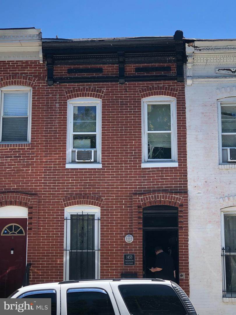 1453 Washington Boulevard - Photo 1