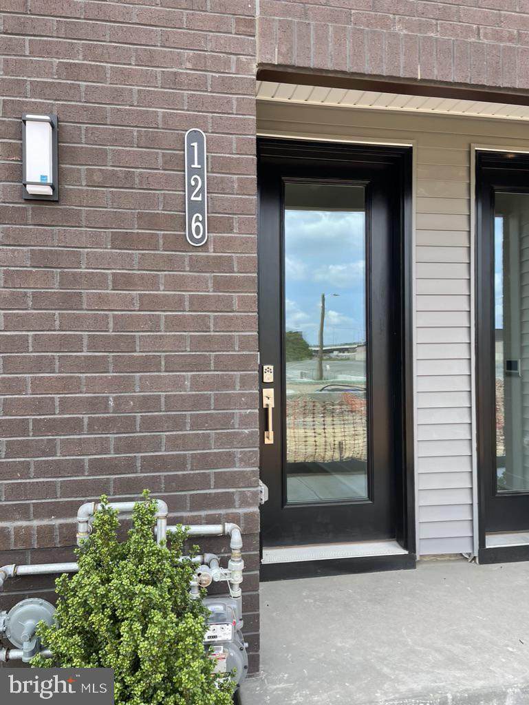 126 Sedgeview Walk - Photo 1