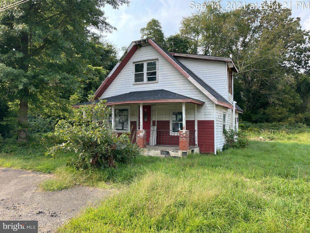 639 Roosevelt Avenue - Photo 1