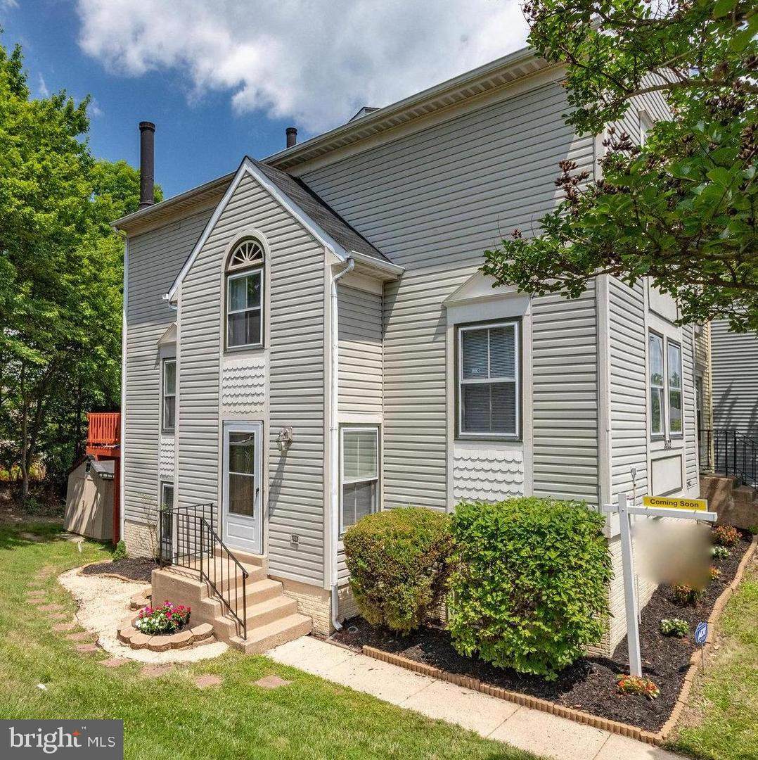 3522 Caledonia Circle - Photo 1