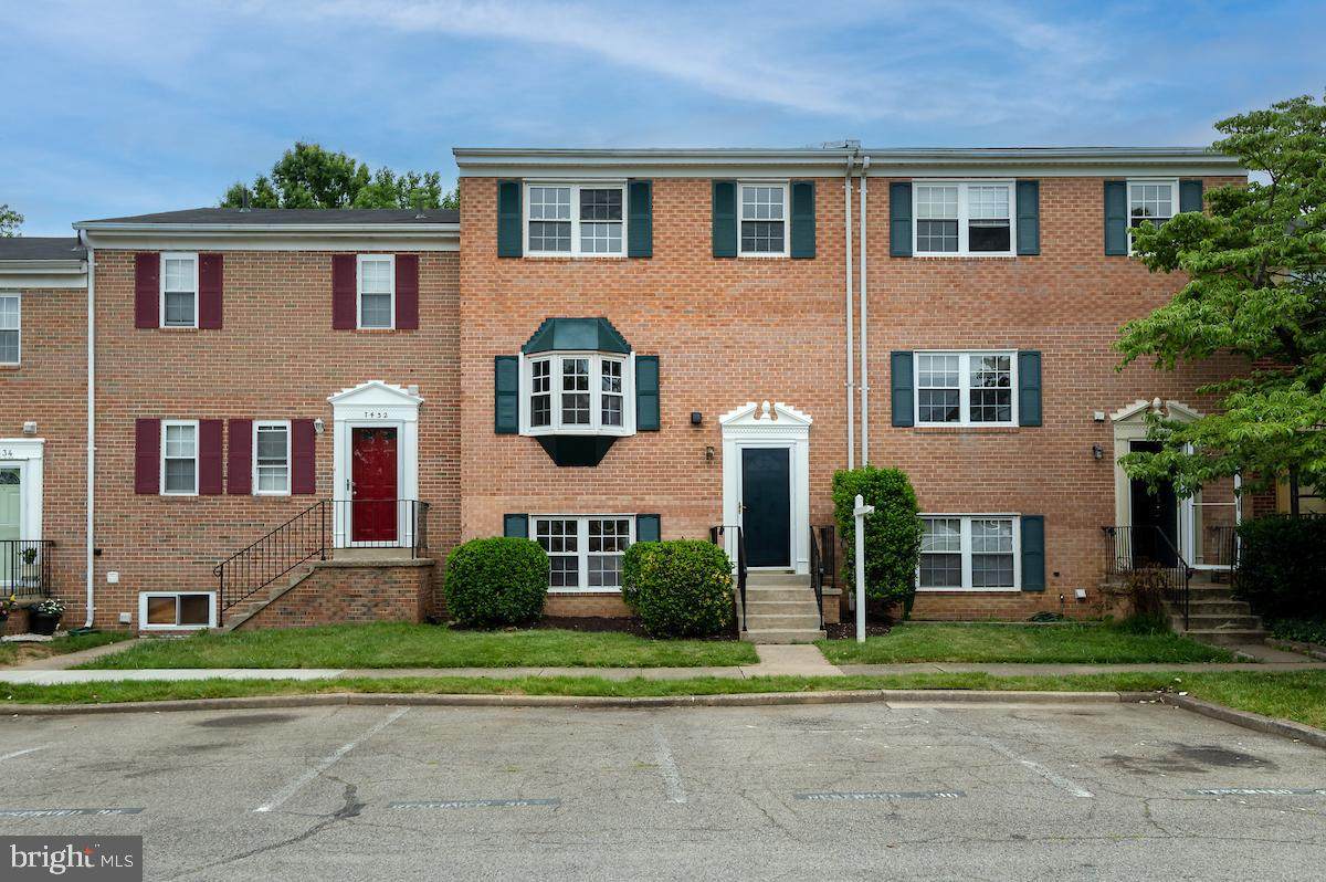 7430 Pohick Road - Photo 1