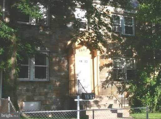 1617 Holbrook Street - Photo 1