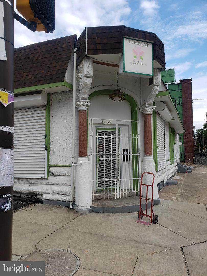 4088 Haverford Avenue - Photo 1