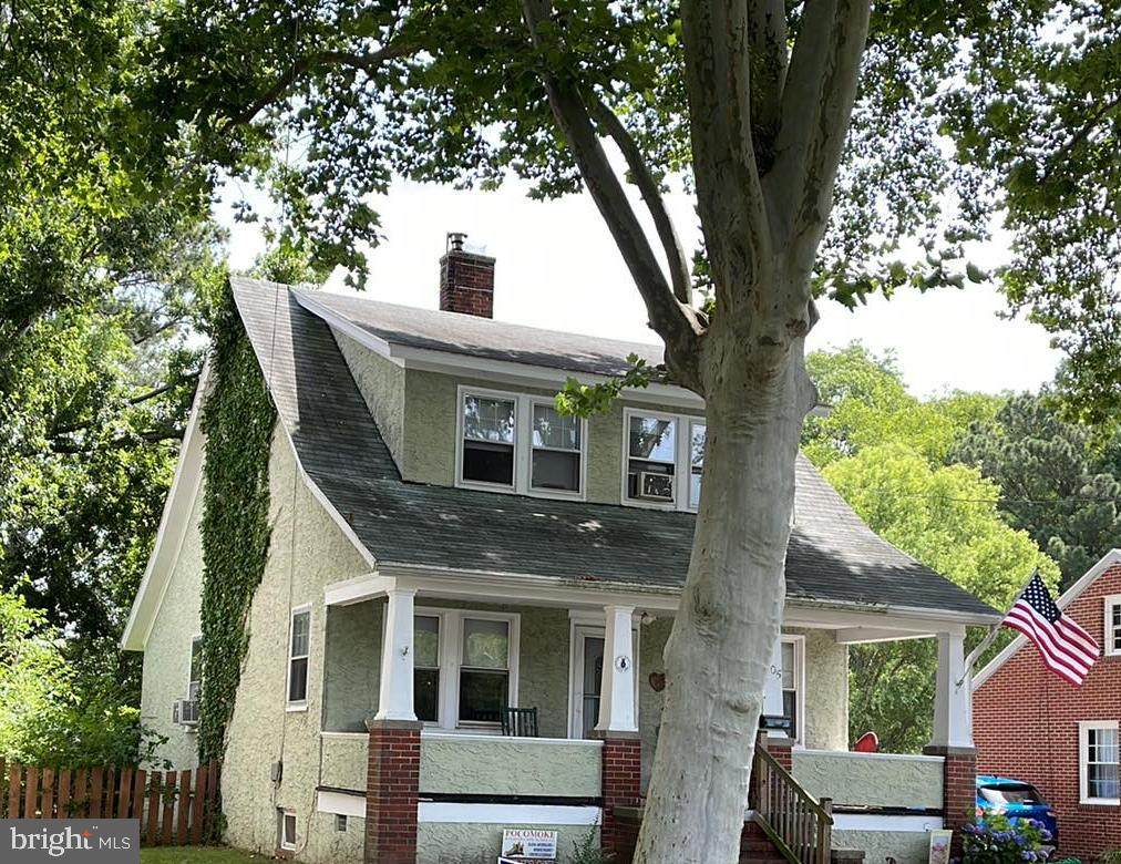 905 Walnut Street - Photo 1