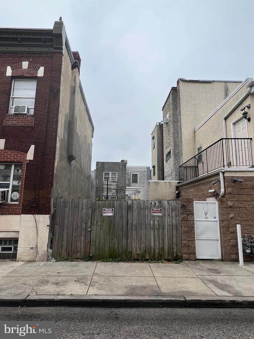 638 Fitzgerald Street - Photo 1