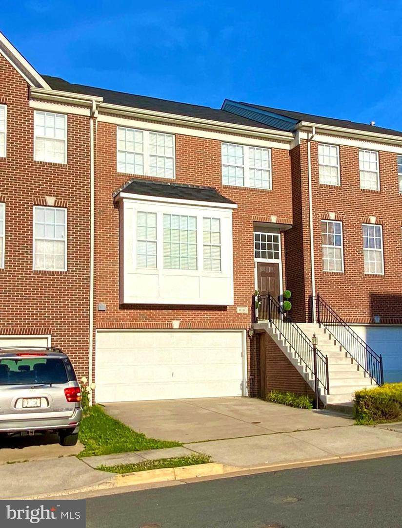 810 Revelstore Terrace - Photo 1