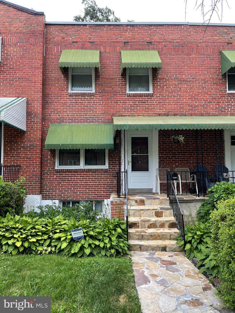 8673 Oak - Photo 1