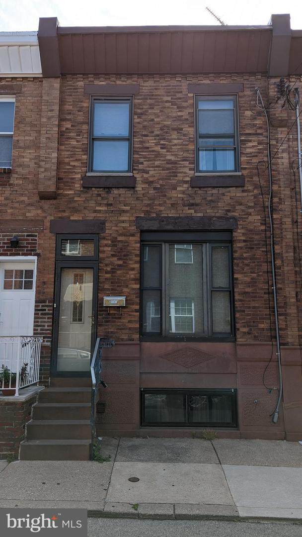 2433 Juniper Street - Photo 1