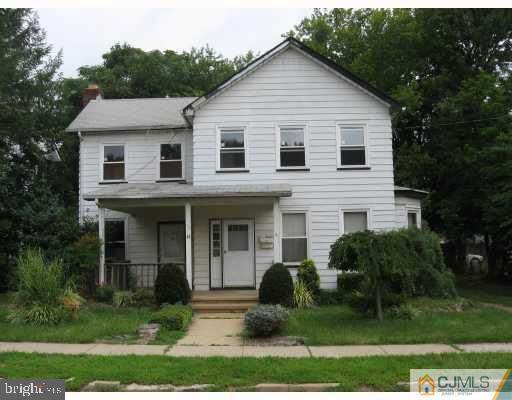 42 Lincoln Avenue - Photo 1