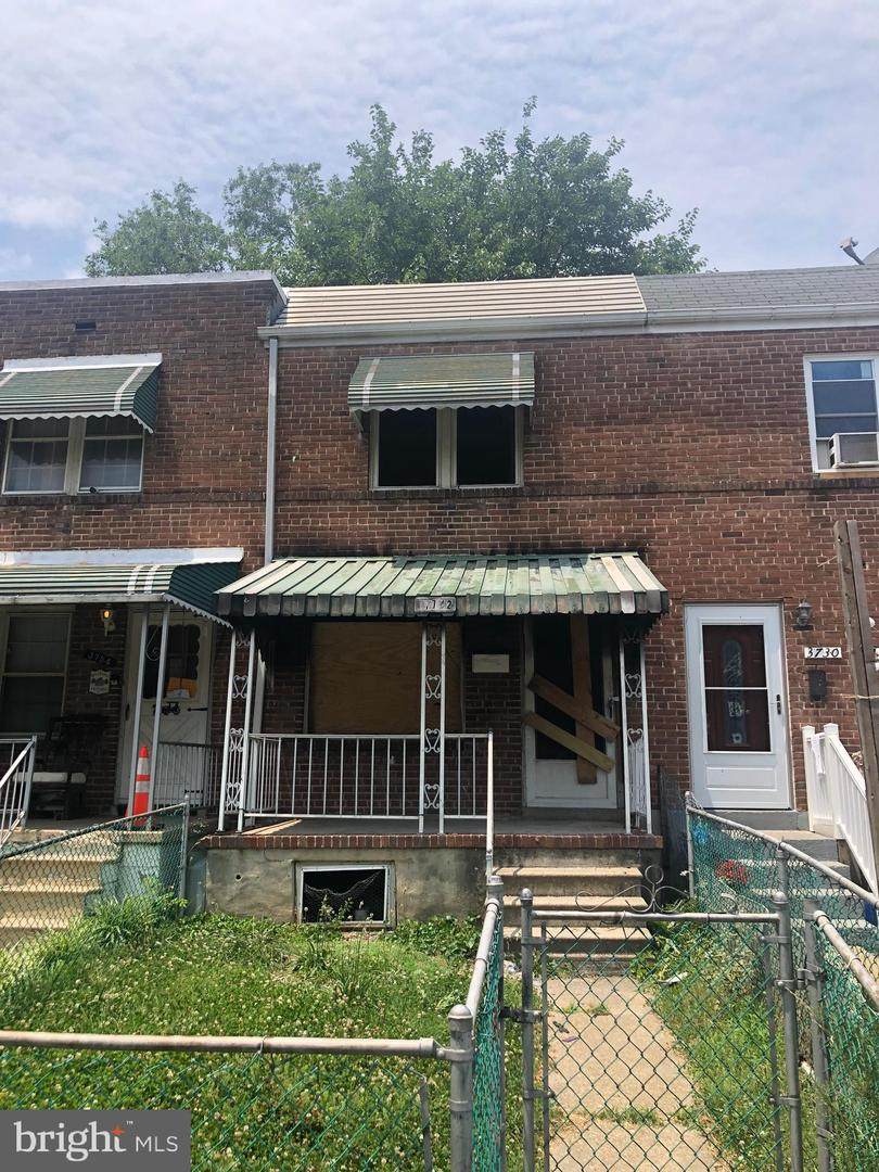 3732 Saint Margaret Street - Photo 1