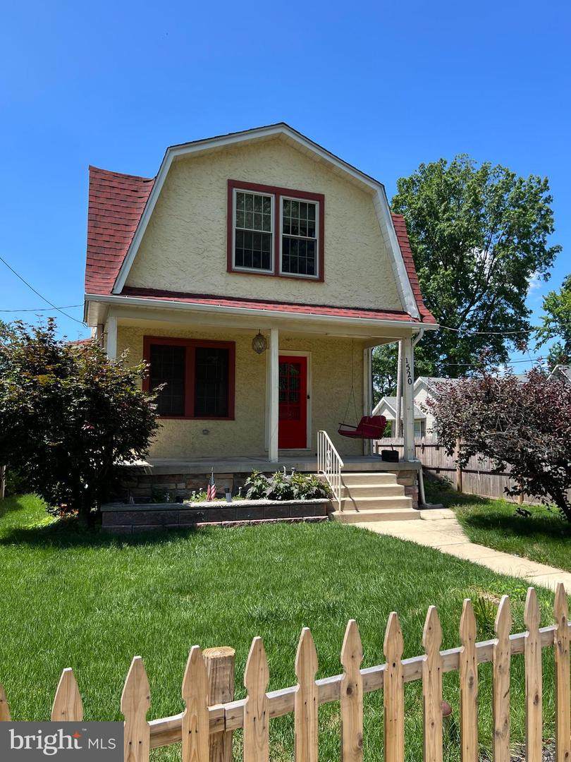 1520 Virginia Avenue - Photo 1