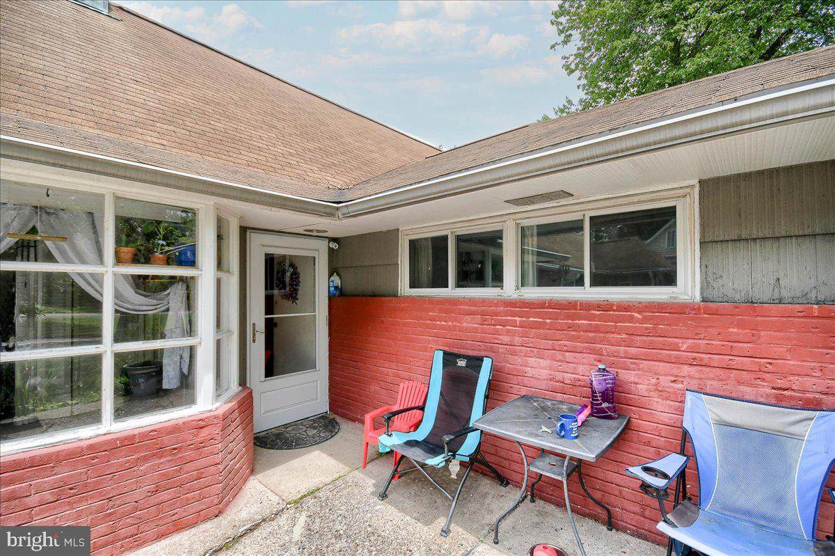 567 Snowball Drive - Photo 1
