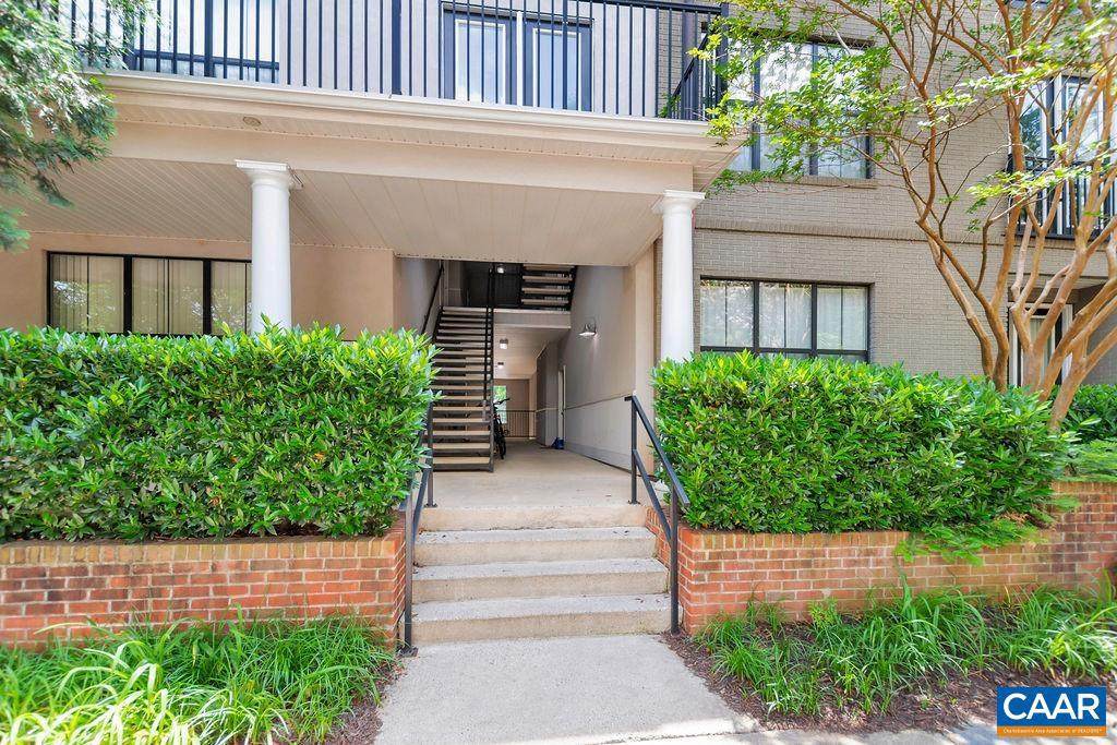 750 Walker Sq - Photo 1