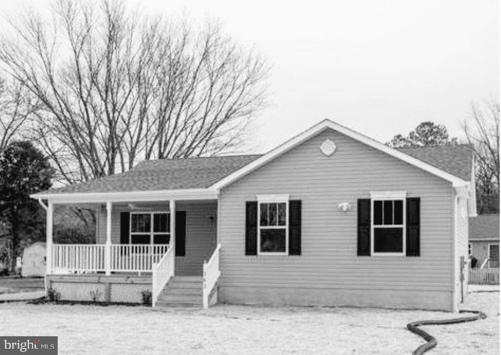 711 Jackson Street - Photo 1