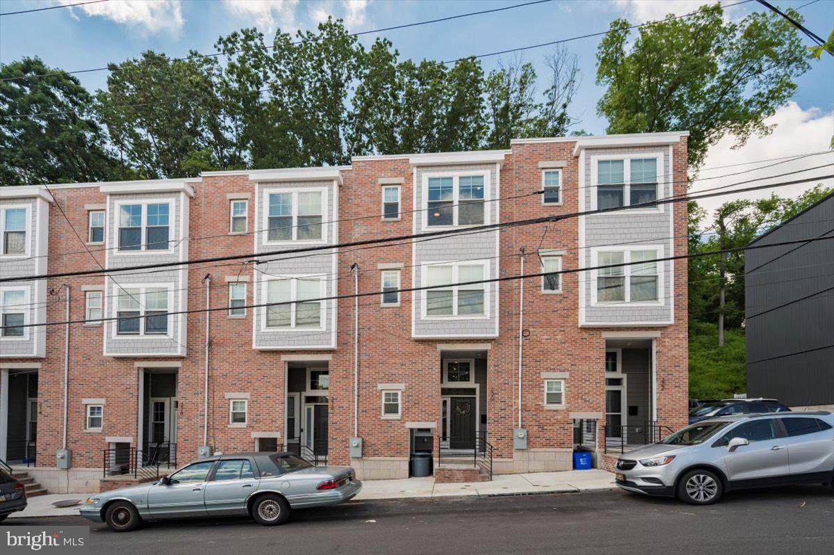220 Fountain Street - Photo 1
