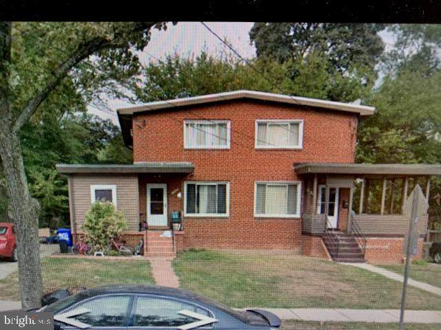 1020 Ruatan Street - Photo 1
