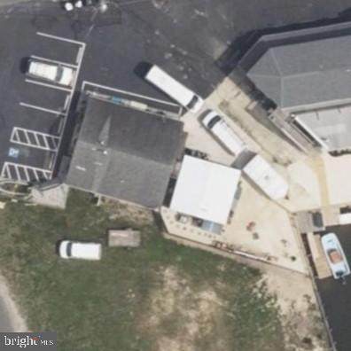 985 Radio Road - Photo 1
